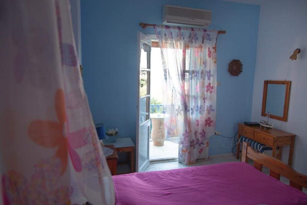 Studios Kollias Panormos  Zimmer foto